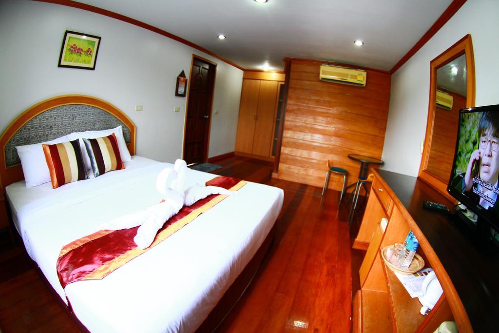 Tanita Lagoon Resort Udon Thani Rom bilde