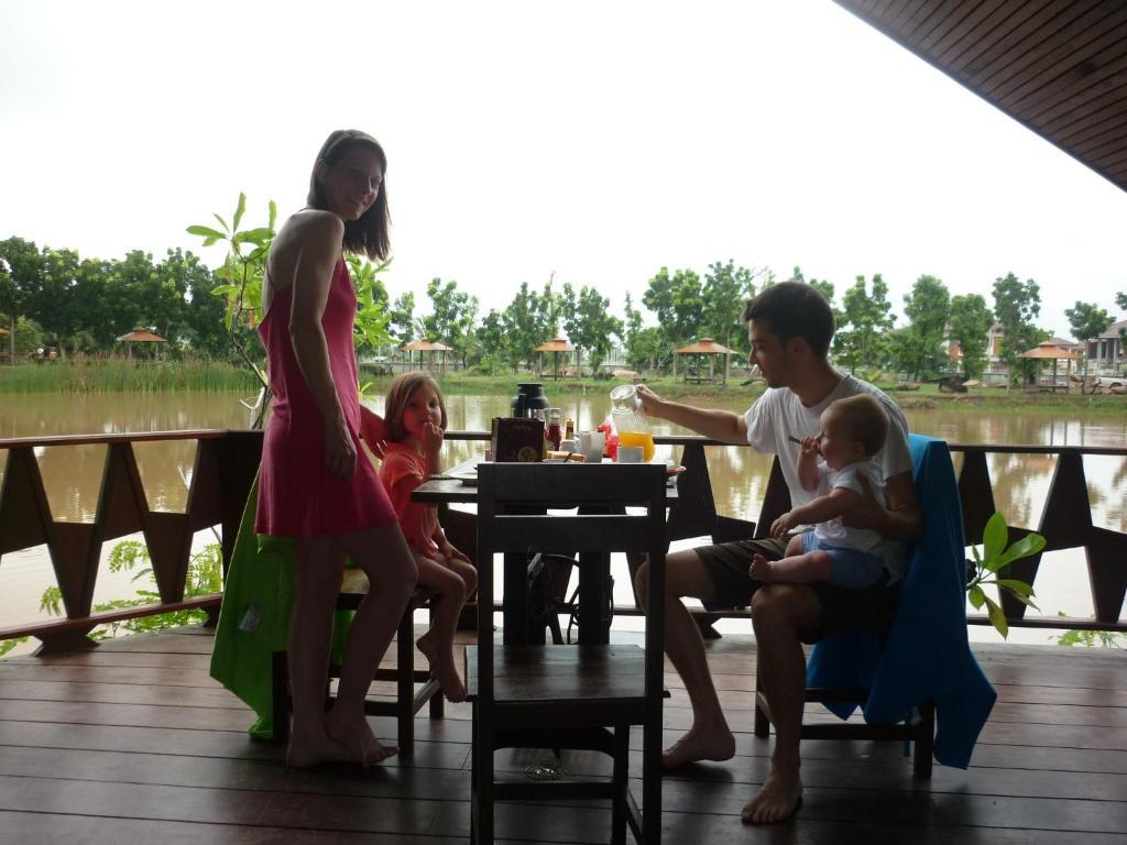 Tanita Lagoon Resort Udon Thani Rom bilde